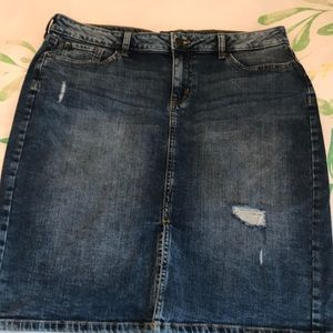 Gap jean skirt